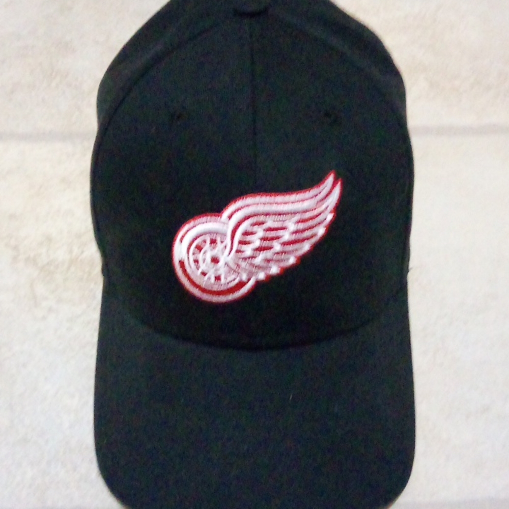 Detroit Redwing hat